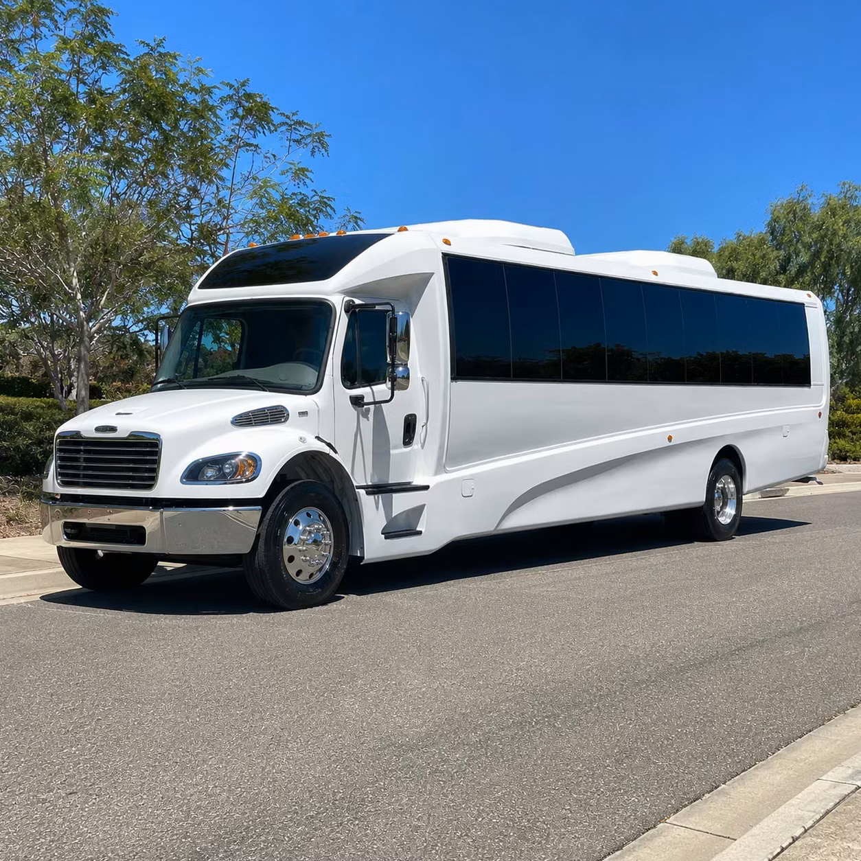 25 passenger minibus