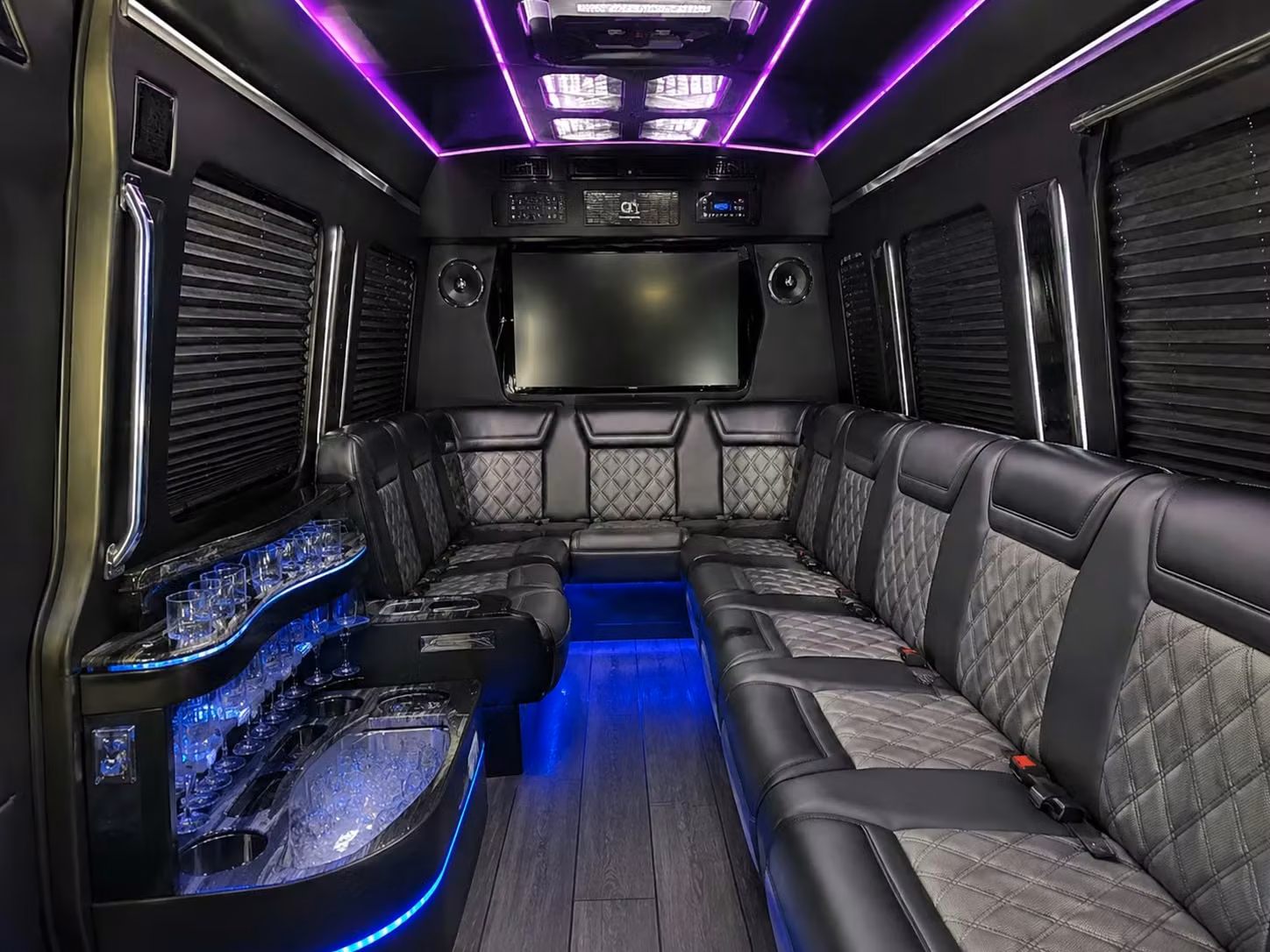 ncaa and college sporting event bus rentals near cary